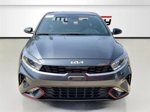 Used 2023 Kia Forte GT-Line image 2
