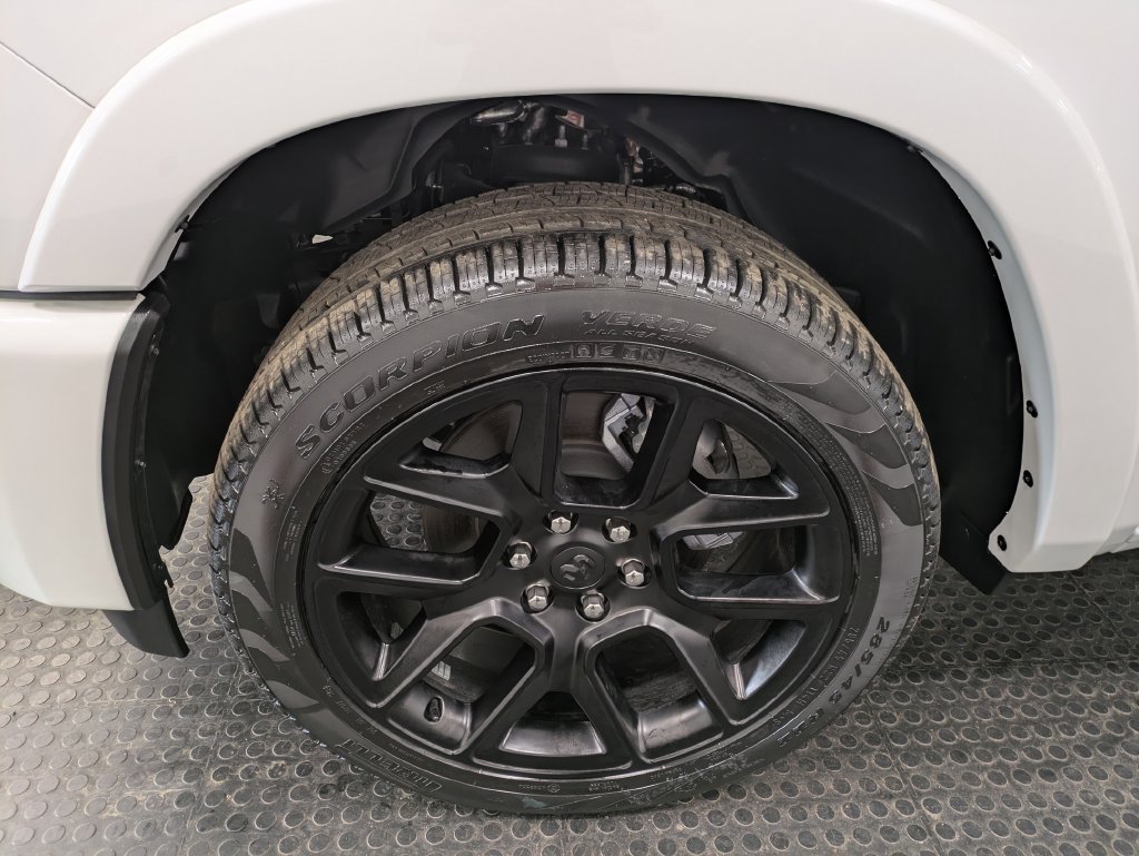 Used 2025 RAM 1500 Laramie w/ Night Edition AWD/4WD image 7