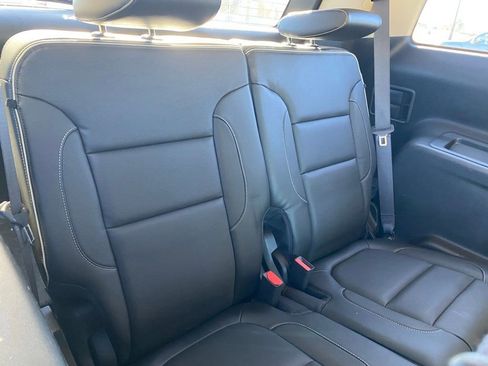 Used 2017 GMC Acadia Denali w/ Technology Package image 21