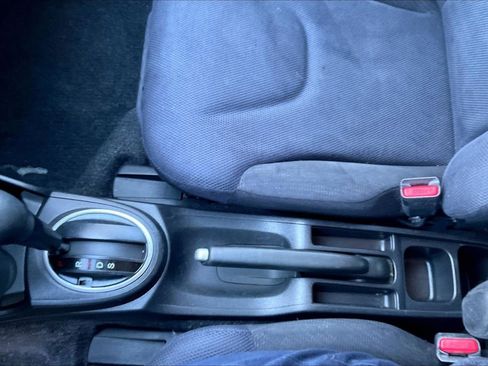 Used 2013 Honda Fit Sport image 10