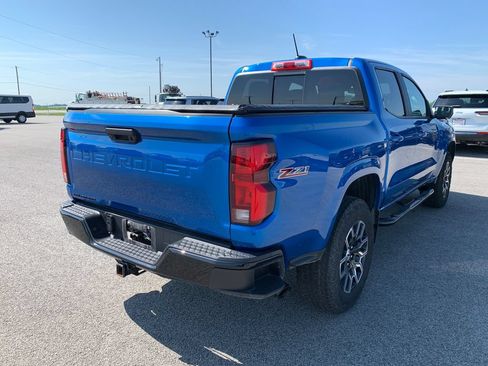 Used 2023 Chevrolet Colorado Z71 w/ Z71 Convenience Package 2 AWD/4WD image 8