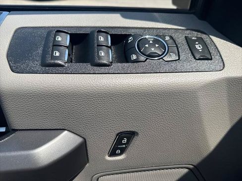 Used 2020 Ford F250 4x4 Crew Cab Super Duty image 14