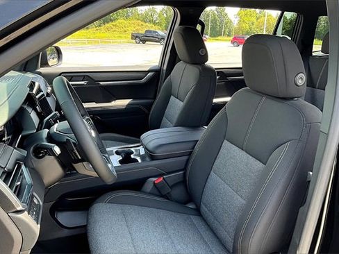 New 2026 GMC Acadia Elevation w/ Black Edition image 9