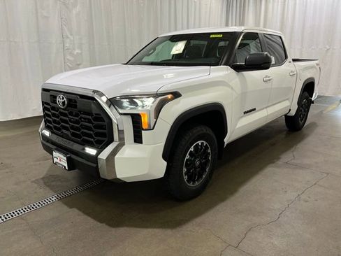 New 2026 Toyota Tundra SR5 w/ TRD Off-Road Package AWD/4WD image 7
