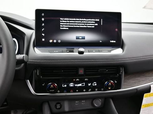 New 2026 Nissan Rogue Platinum w/ Platinum Premium Package AWD/4WD image 24