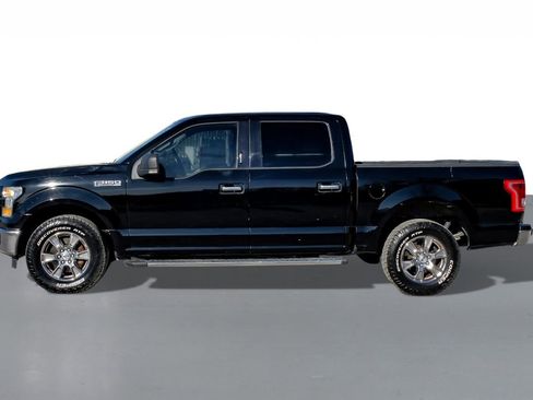 Used 2016 Ford F150 XLT w/ Equipment Group 302A Luxury image 9