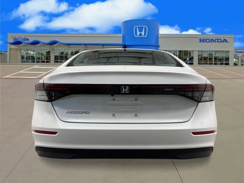 New 2026 Honda Accord SE image 4