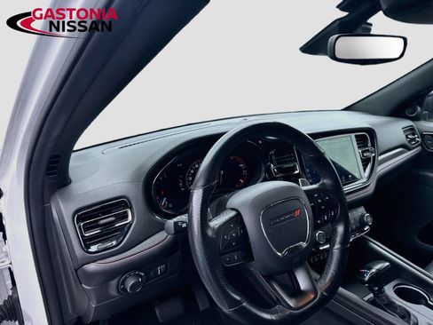 Used 2024 Dodge Durango GT RWD image 11