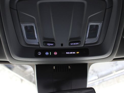 Used 2024 Chevrolet Silverado 1500 RST w/ Z71 Off-Road Package image 18