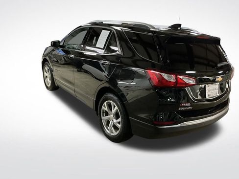 Used 2020 Chevrolet Equinox Premier image 3