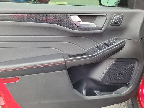 Used 2024 Ford Escape ST-Line Elite w/ Premium Technology Package image 22