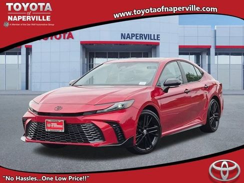 Used 2026 Toyota Camry Hybrid w/ Multimedia Upgrade Package AWD/4WD image 1