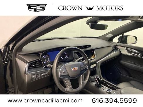 Certified 2023 Cadillac XT5 Premium Luxury w/ Technology Package AWD/4WD image 7
