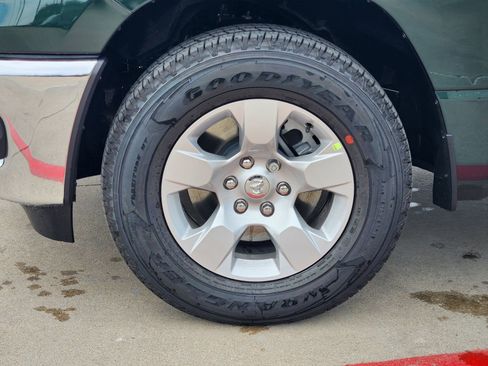 New 2026 RAM 1500 2WD Crew Cab image 11