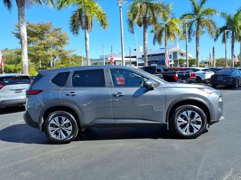 Certified 2023 Nissan Rogue SV image 8