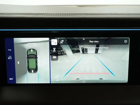 New 2026 Porsche Macan 4S Electric AWD/4WD image 20