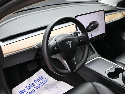 Used 2023 Tesla Model 3 Standard Range RWD image 15
