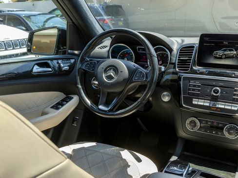 Used 2018 Mercedes-Benz GLE 350 image 33