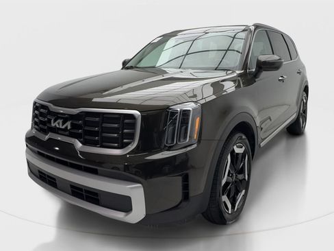 Used 2025 Kia Telluride S AWD/4WD image 4