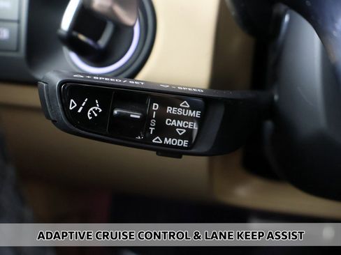 Used 2022 Porsche Cayenne GTS image 6