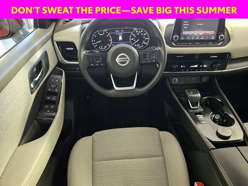 Used 2021 Nissan Rogue SV AWD/4WD image 13