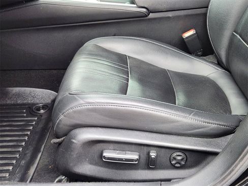 Used 2021 Honda Accord Touring image 22