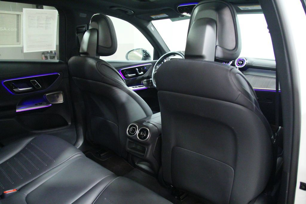 Certified 2025 Mercedes-Benz GLC 350e 4MATIC image 24
