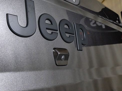 Used 2020 Jeep Gladiator Sport w/ Quick Order Package 24S image 43