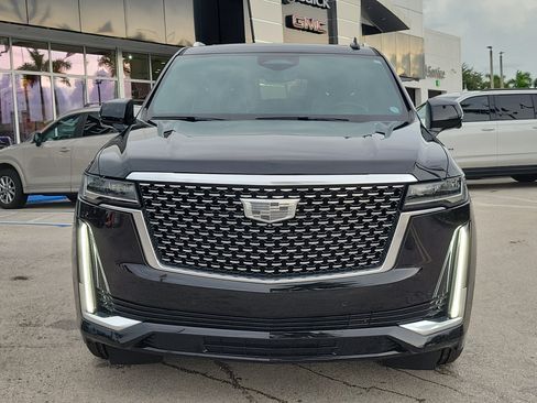 Used 2021 Cadillac Escalade Premium Luxury w/ Driver Assist Tech Package RWD image 2