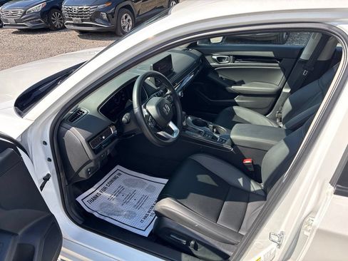 Used 2024 Honda Civic EX-L image 21