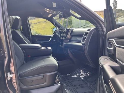 Used 2025 RAM 2500 Big Horn AWD/4WD image 24