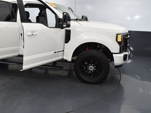 Used 2021 Ford F250 Lariat image 5