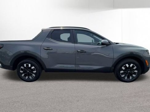 Used 2025 Hyundai Santa Cruz SEL AWD/4WD image 10