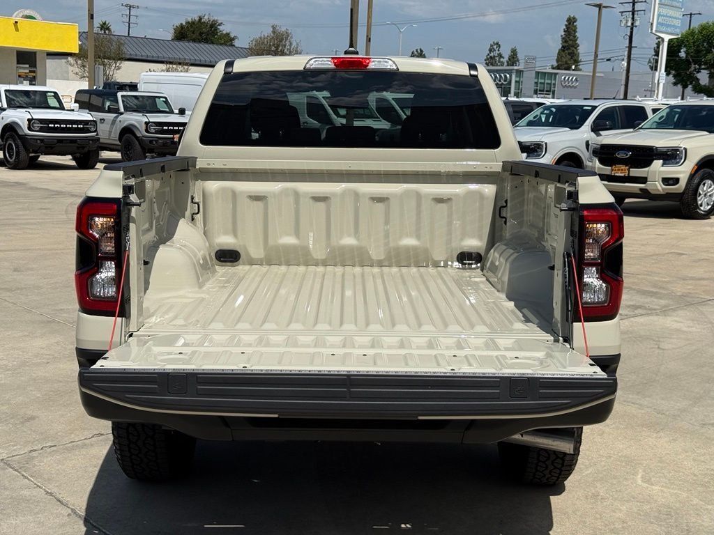 New 2026 Ford Ranger XLT w/ Black Appearance Package RWD image 15
