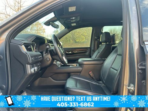 Used 2021 GMC Yukon Denali w/ Denali Premium Package image 12