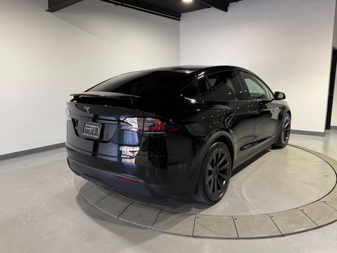 Used 2022 Tesla Model X Plaid image 21