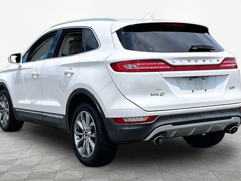 Used 2018 Lincoln MKC Select w/ Select Plus Package FWD image 4