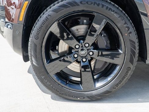 Used 2025 Land Rover Defender 110 Sedona Red Edition image 11