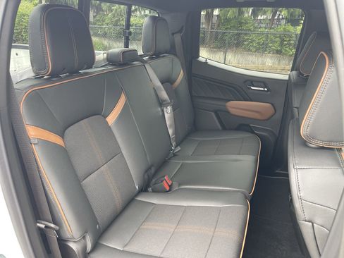 New 2025 GMC Canyon AT4 w/ Nightfall Edition image 59