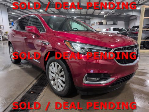 Used 2019 Buick Enclave Premium w/ Experience Buick Package image 1