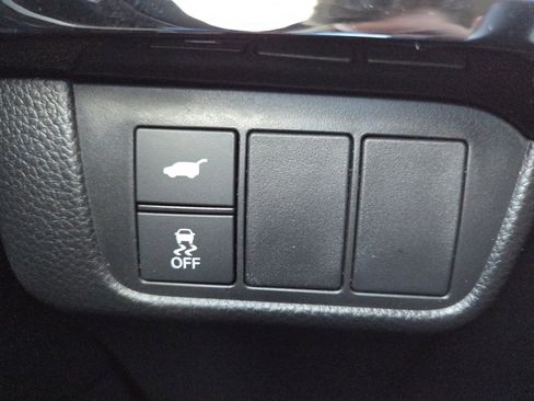 Used 2025 Honda CR-V EX-L image 10