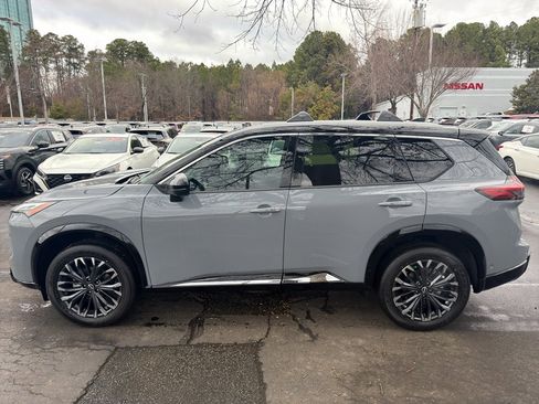 New 2026 Nissan Rogue Platinum w/ Platinum Premium Package image 4