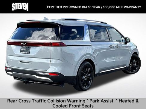 Certified 2023 Kia Carnival SX FWD image 7