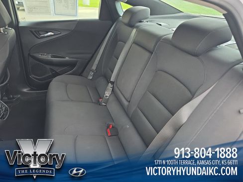 Used 2024 Chevrolet Malibu LT FWD image 25