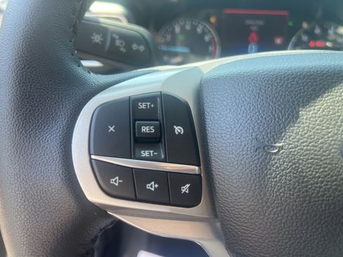 Used 2023 Ford Explorer XLT w/ Equipment Group 202A AWD/4WD image 30