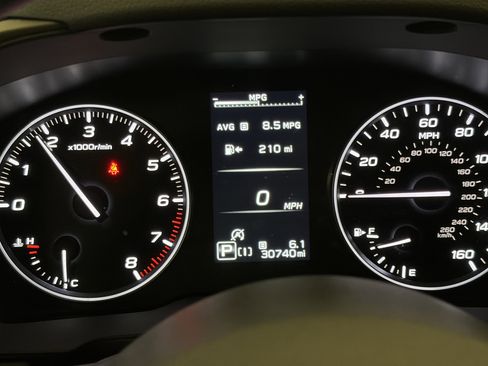 Used 2024 Subaru Crosstrek 2.0i Premium image 19