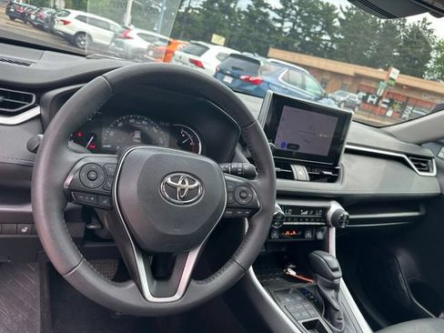 Used 2023 Toyota RAV4 XLE w/ Convenience Package AWD/4WD image 20