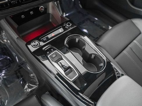 New 2027 Audi A6 e-tron Premium Plus AWD/4WD image 18