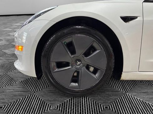 Used 2022 Tesla Model 3 Base image 28