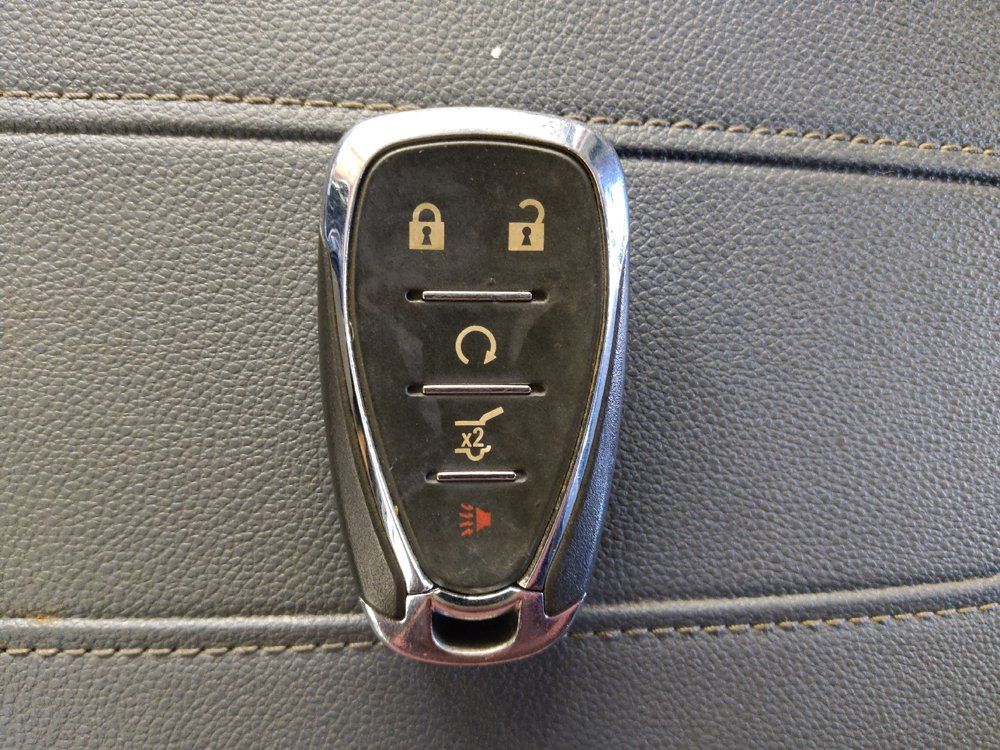 Used 2020 Chevrolet Traverse LT w/ Driver Confidence II Package AWD/4WD image 32